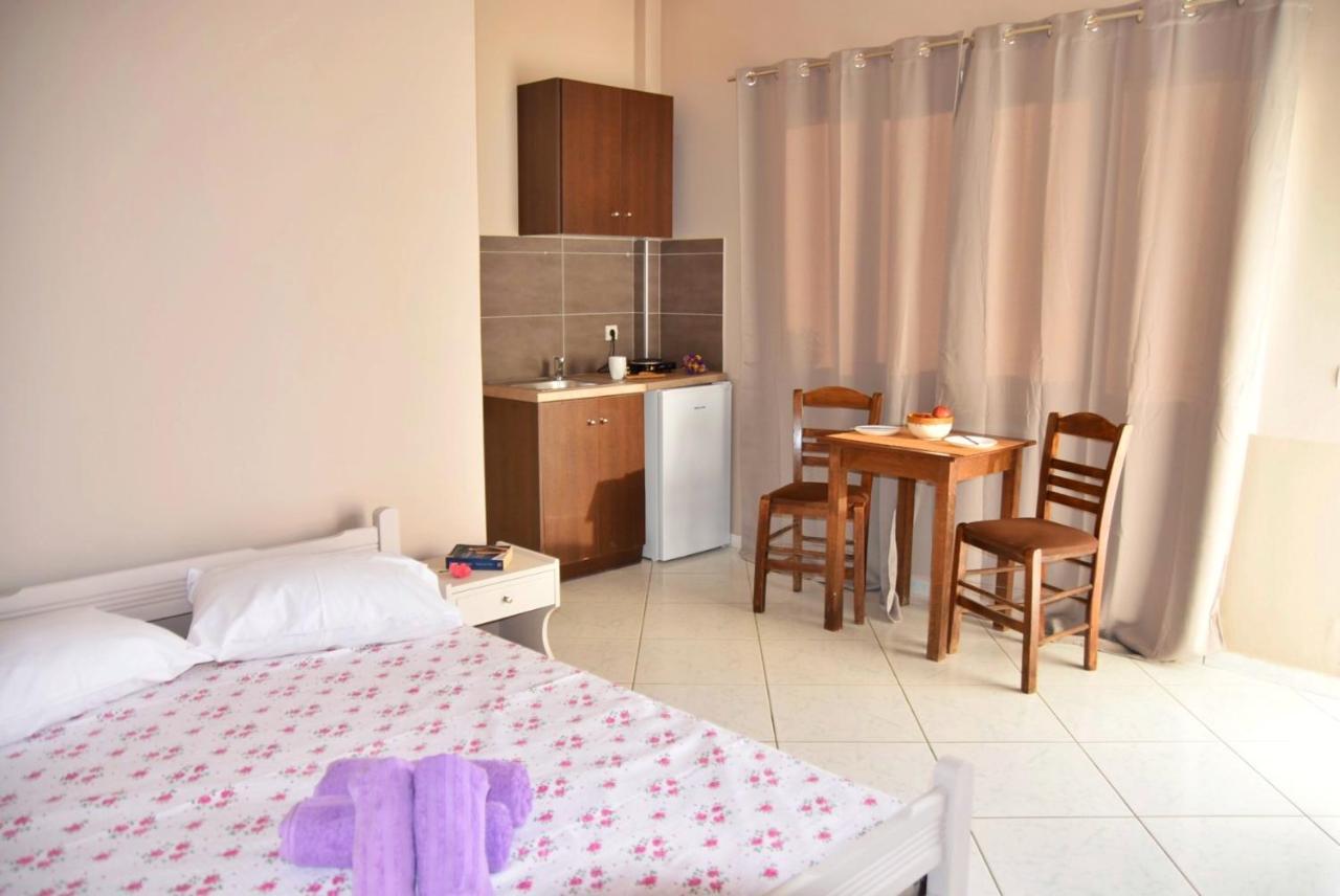 Anemomylos Apartments Lixouri Buitenkant foto